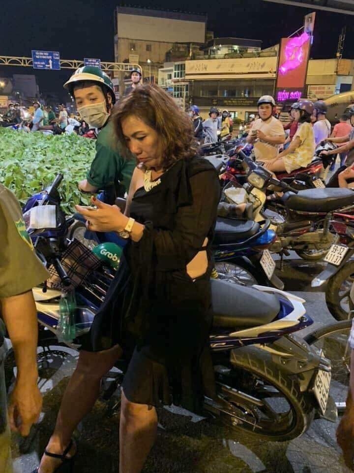 nu tai xe xe dien bmw nguyen thi nga la mot ba chu day the luc