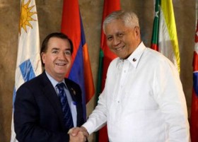 Tại sao Mỹ ủng hộ Philippines kiện Trung Quốc? Tại sao Mỹ ủng hộ Philippines kiện Trung Quốc?