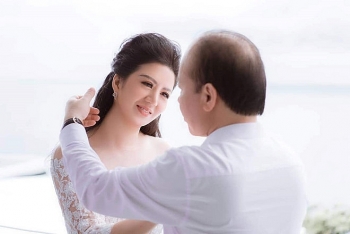 sao viet 1811 ca si dinh hien anh lam le cuoi voi thu truong bo tai chinh