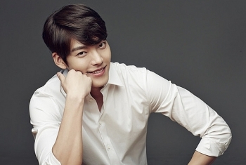 kim woo bin binh phuc hoan toan sau mot nam dieu tri ung thu