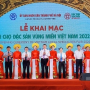 Hội chợ Đặc sản vùng miền Việt Nam 2022: Cầu nối giữa nhà sản xuất, đơn vị phân phối và người tiêu dùng