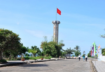 mat than canh giu bien dao