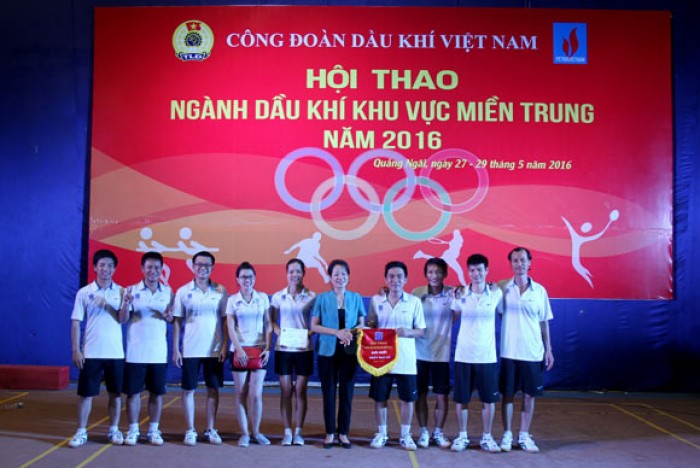 khai ma c ho i thao nga nh da u khi mie n trung 2016