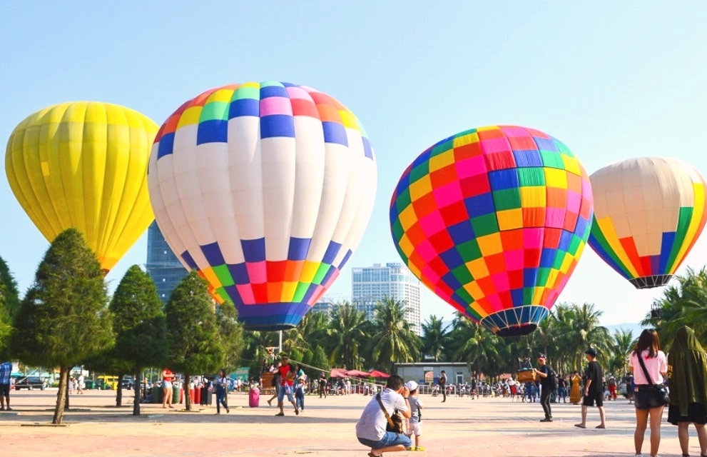 Lễ hội khinh khí cầu quốc tế lần thứ I được tổ chức tại Tuyên Quang