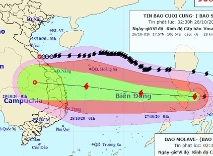 Bão Molave giật cấp 14 khi vào Biển Đông và tiếp tục mạnh thêm