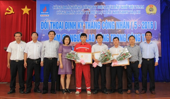 cong doan dldk nhon trach doi thoai dinh ky voi nguoi lao dong