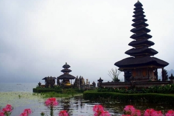 top 3 ngoi den ngoan muc ma moi du khach khong the bo lo khi den bali