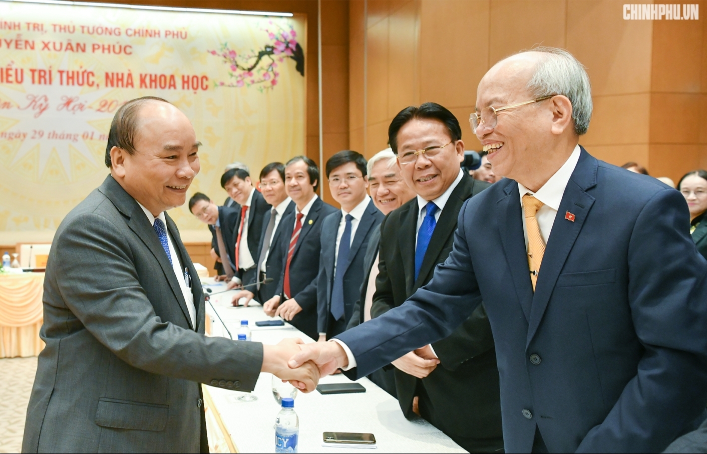 tri thuc yeu nuoc luon duoc xa hoi tran trong ton vinh