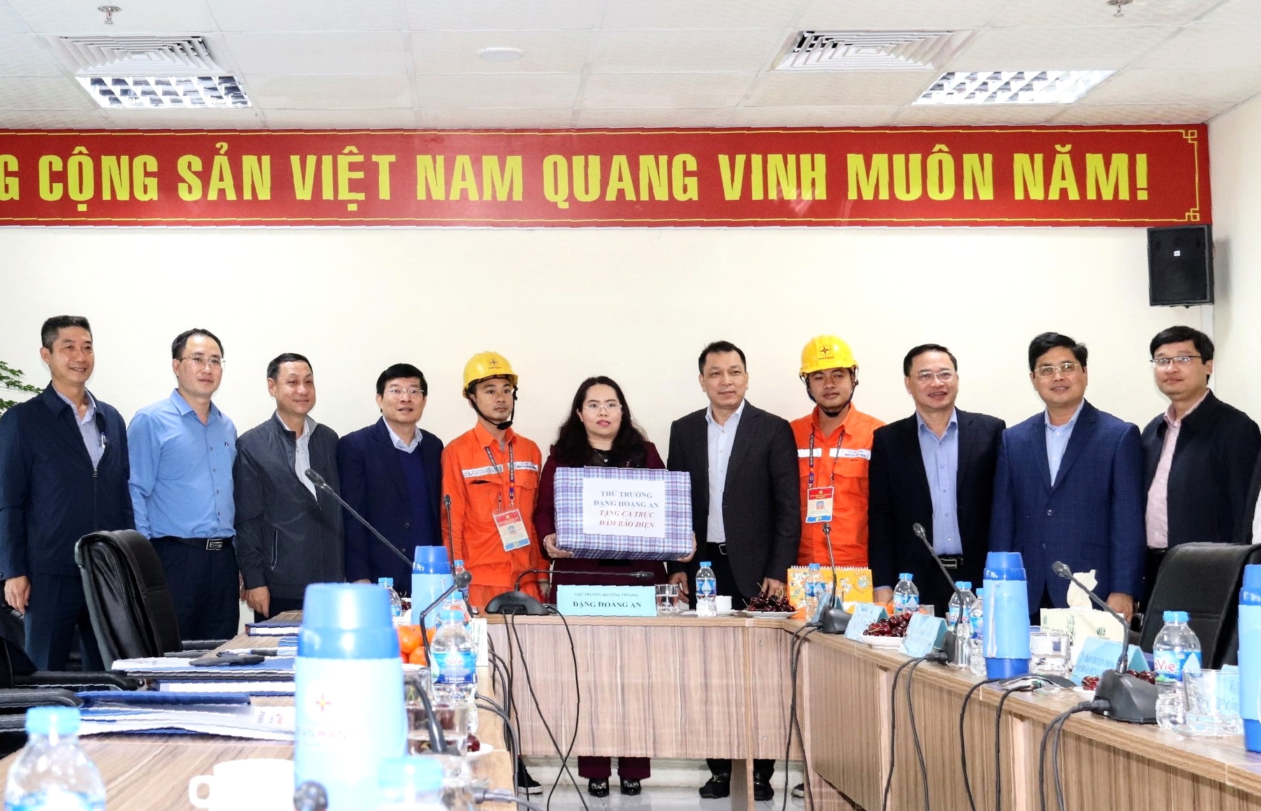 Đảm bảo điện an toàn, tuyệt đối phục vụ Đại hội đại biểu toàn quốc lần thứ XIII của Đảng