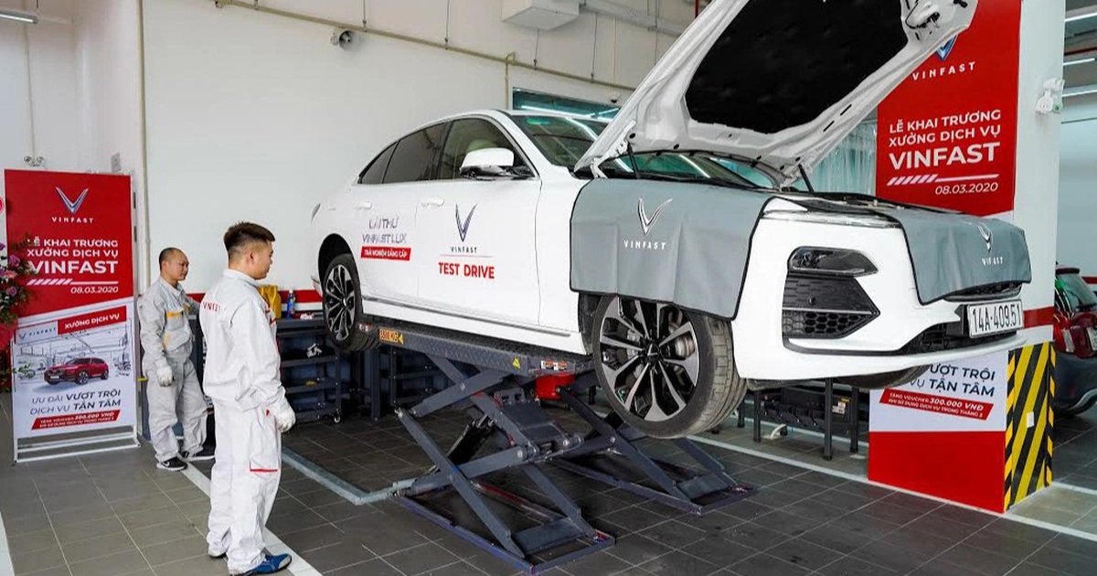 VinFast dừng sản xuất xe xăng từ cuối 2022, "số phận" xe Lux đi về đâu?
