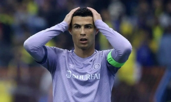 C.Ronaldo bị HLV trưởng trách móc sau trận đấu tệ hại