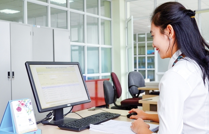 vcoms giai phap cong nghe toi uu hoa hoat dong van hanh tin dung