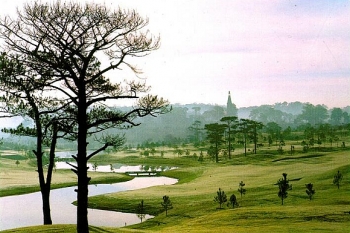 den da lat nghe chuyen tinh ho than tho