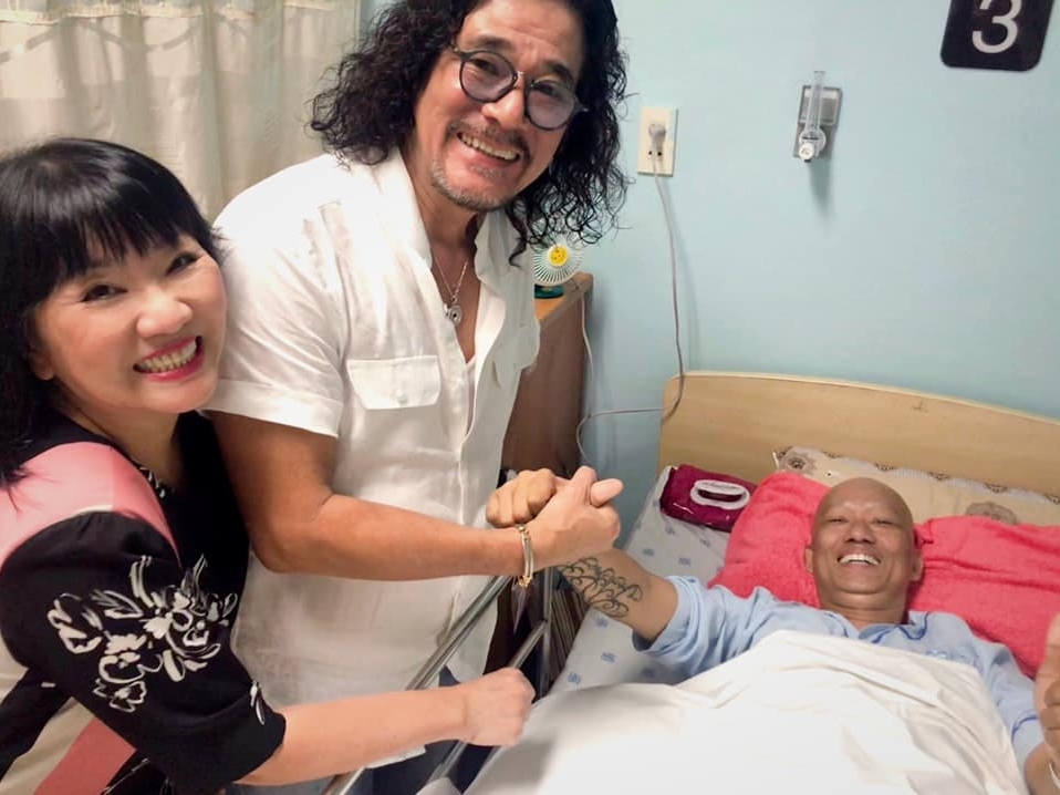 ca si cam van gui tang 500 trieu giup nhac si xuan hieu tri benh